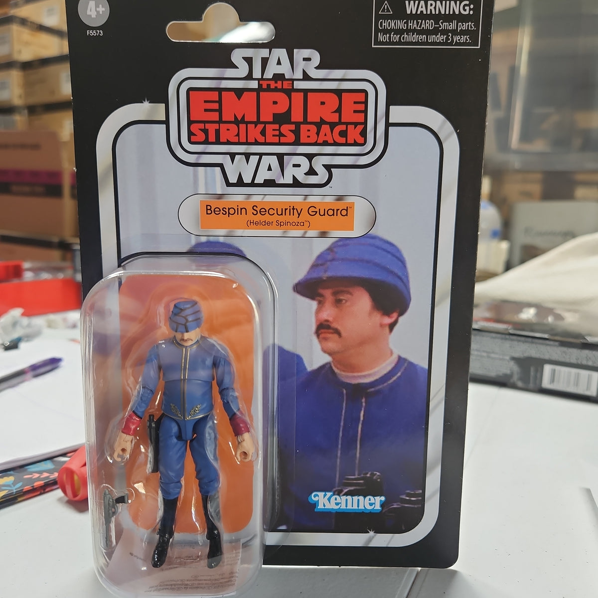 Star Wars Vintage Collection Bespin Security Guard Helder Spinoza