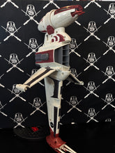 2008 Hasbro Toys R Us Clone Wars Dagger Squadron B-Wing Fighter Incomplete