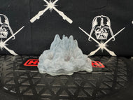 ￼2004 SAGA Series 3 Luke Skywalker’s Ice Cave Stand